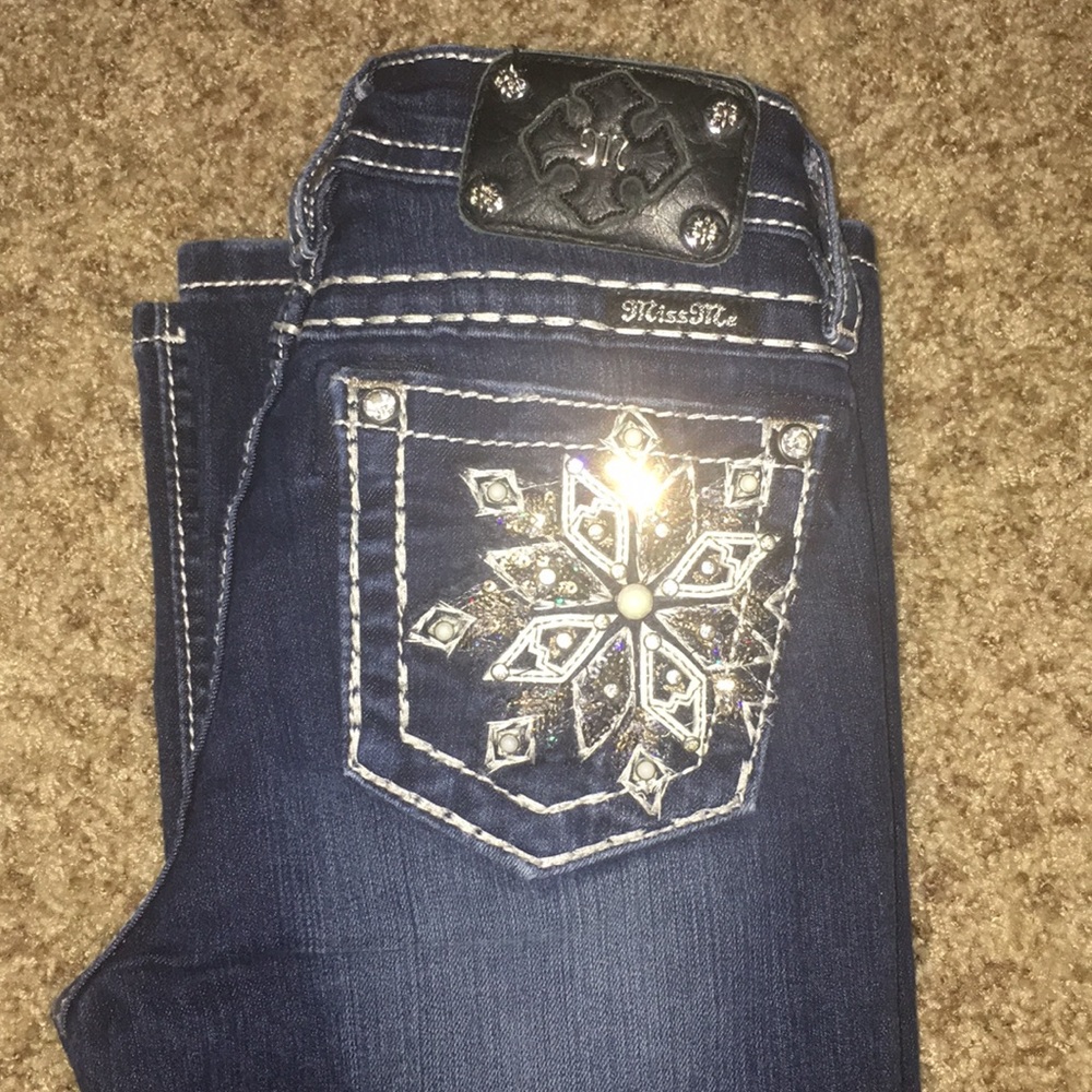Miss Me Jeans!! (SIZE 14)